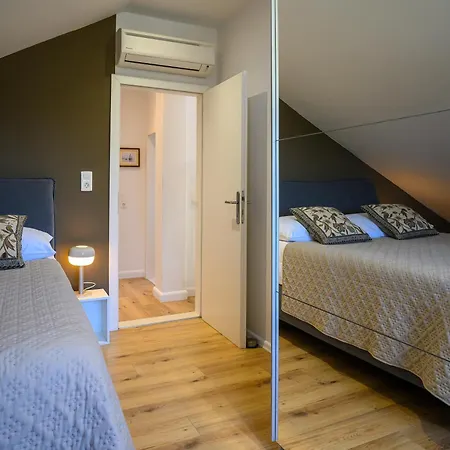 Nima Cozy Apartment Mlini