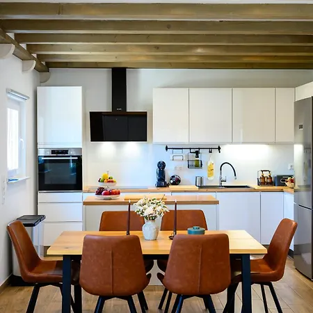 Apartment Nima Cozy
