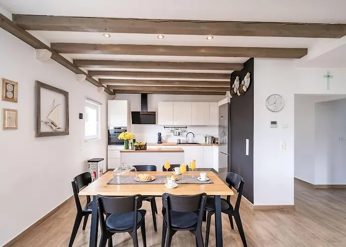 Apartment Nima Cozy *